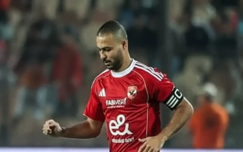 صفقة يناير.. الأهلي يوافق على انتقال شكري وبيكهام وكمال لسيراميكا